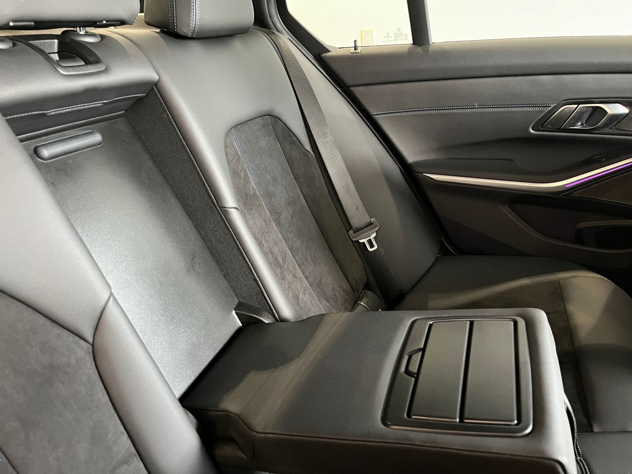 G20 320i Saloon RHD MX