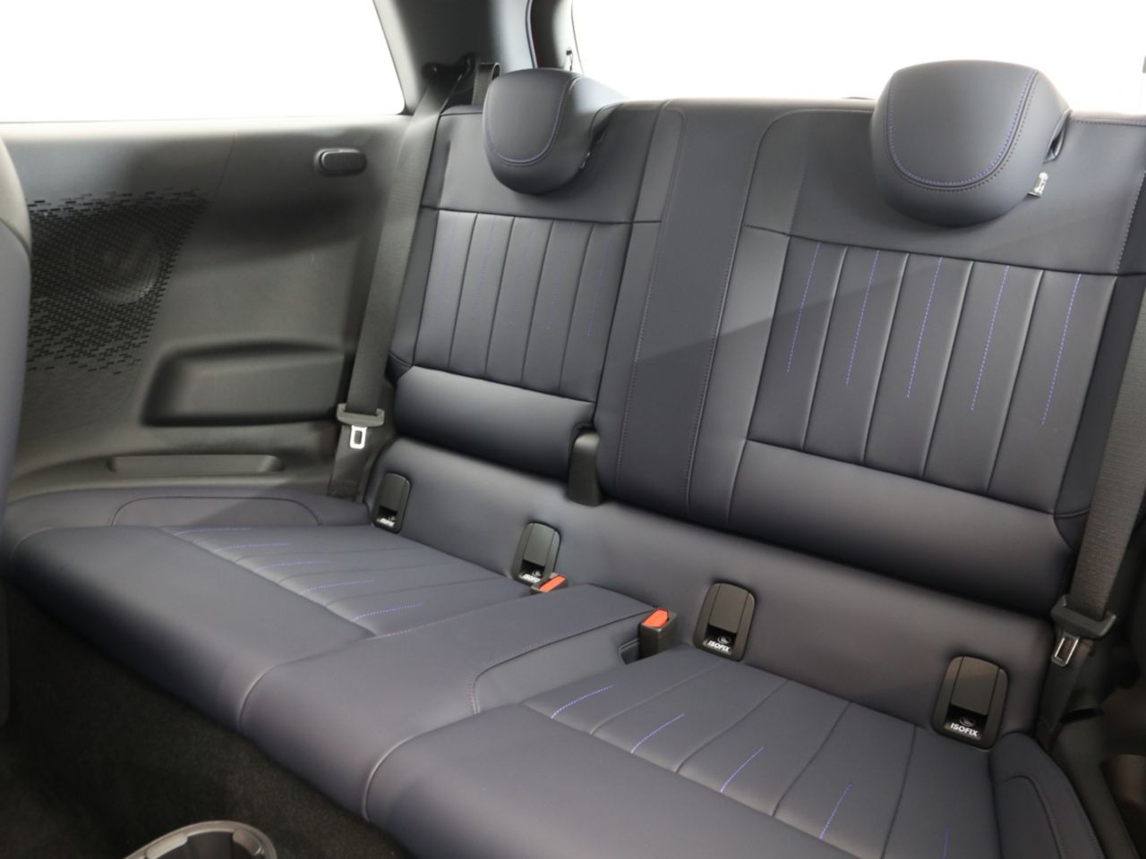 J01 MINI Cooper SE