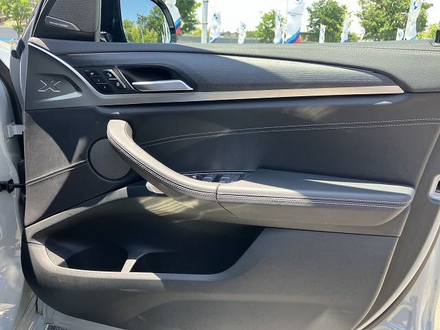 G01 X3 M40i RHD LCI ZA