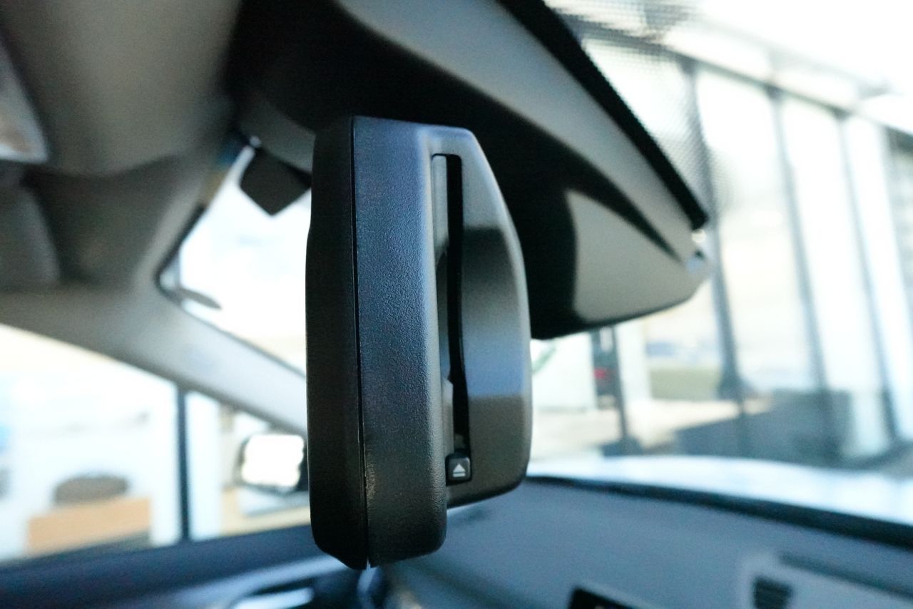 X1 sDrive18i RHD