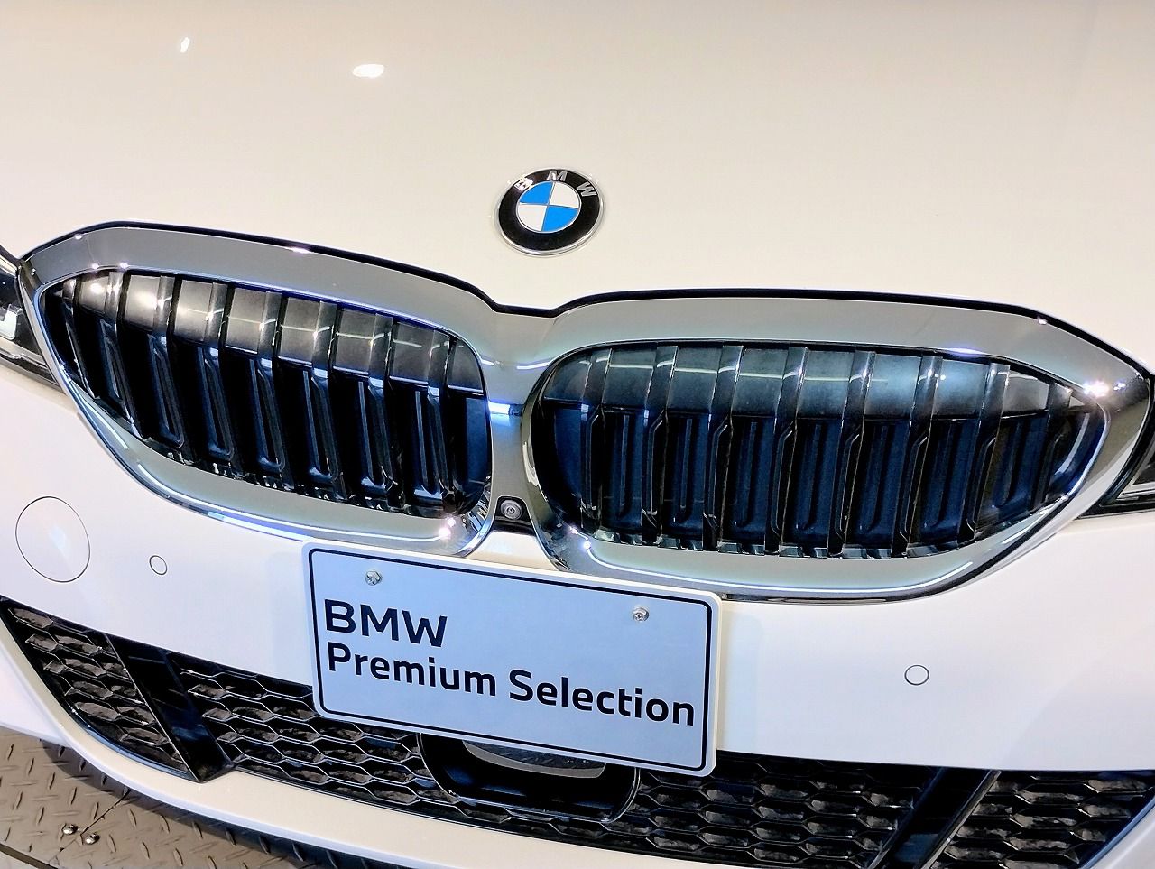 G20 320d xDrive RHD Saloon