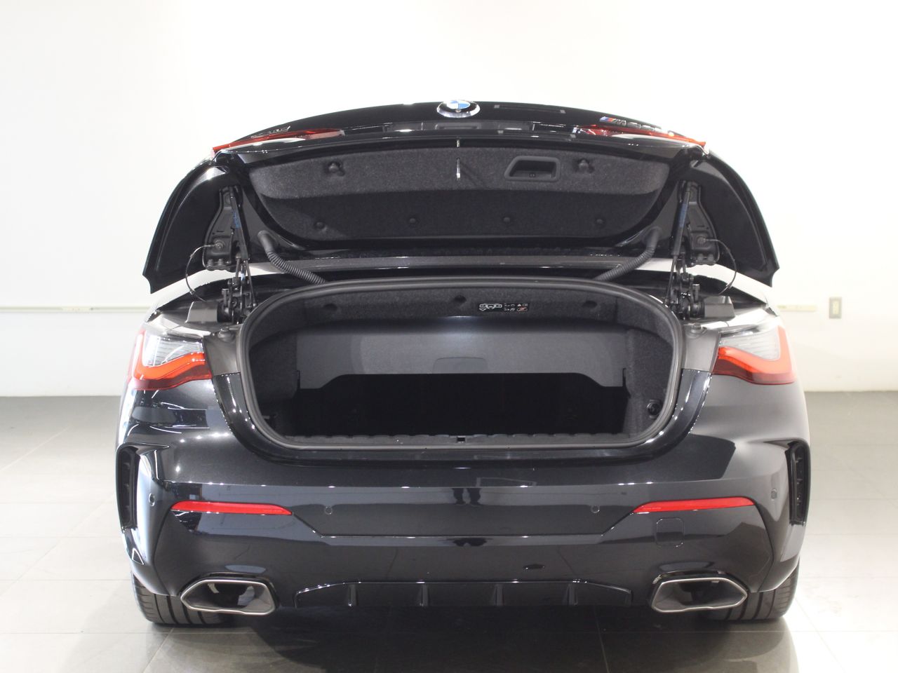 G23 M440i xDrive Convertible RHD