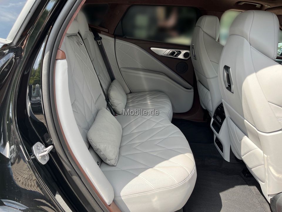 BMW XM