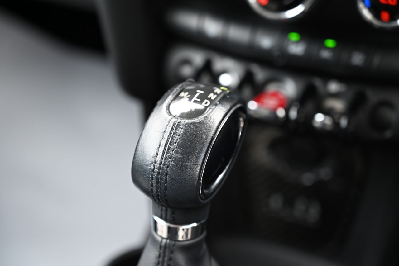F56 MINI COOPER S