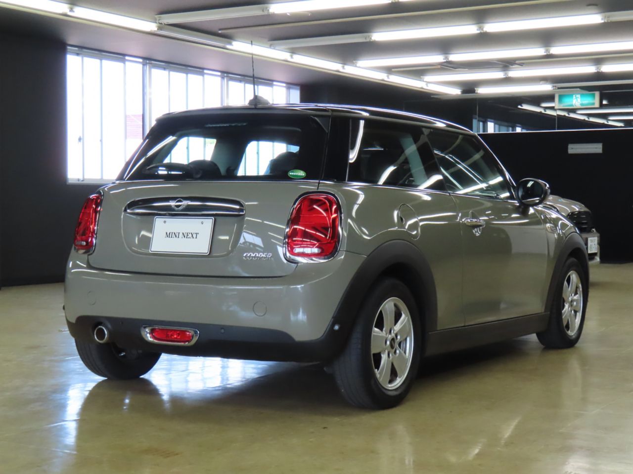 F56 MINI Cooper 3-Door Hatch LCI