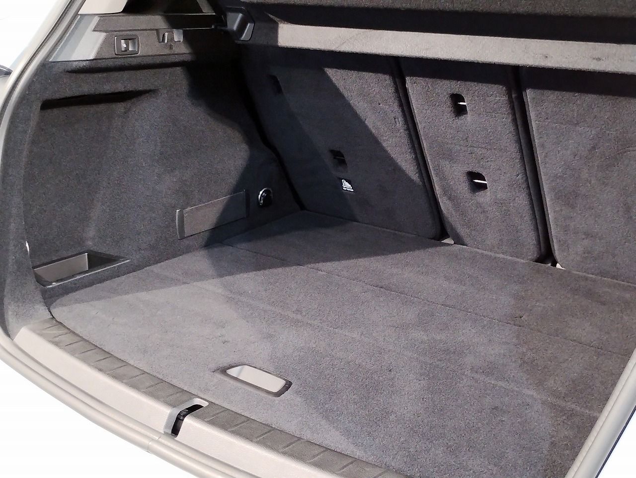 218D ACTIVE TOURER RHD