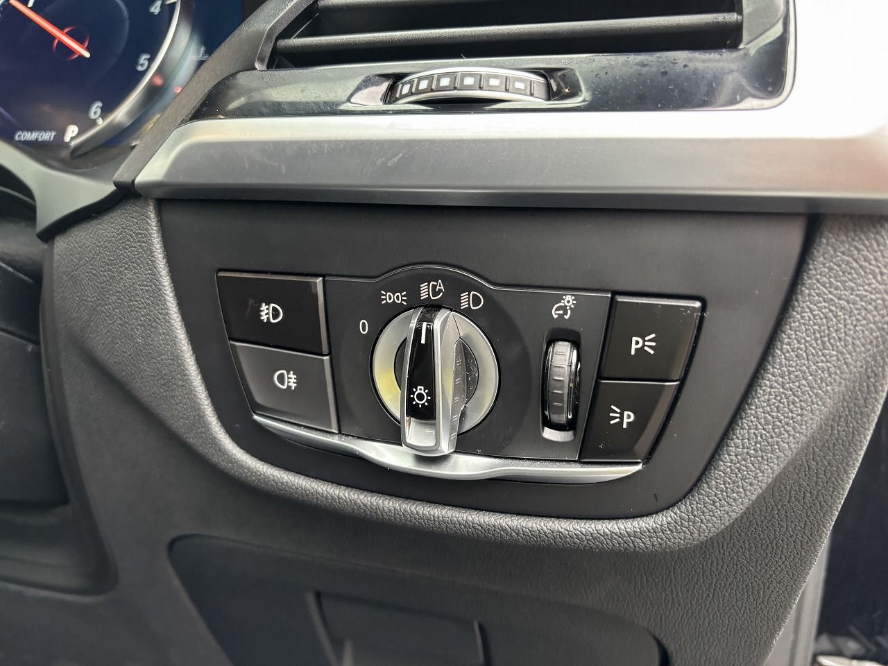 X3 20D