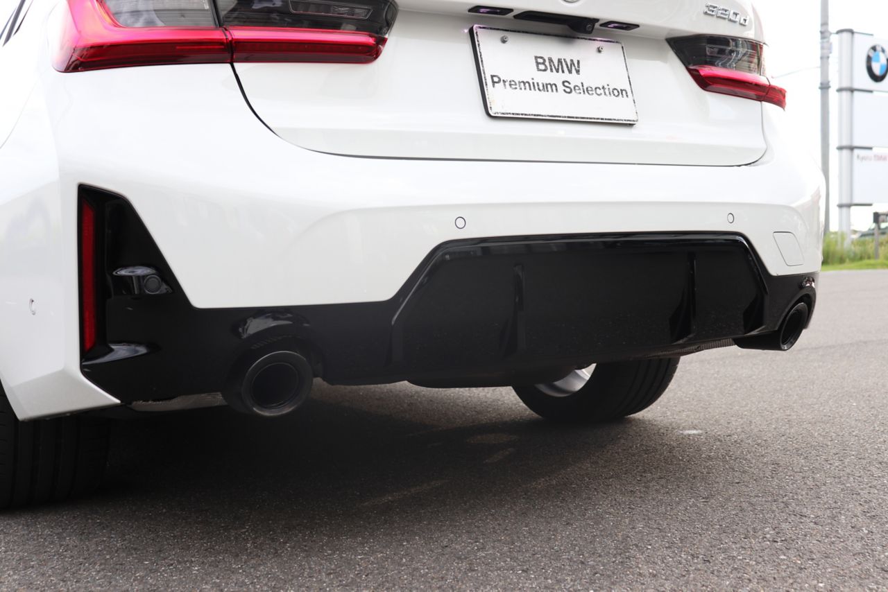 320d xDrive Berline RHD