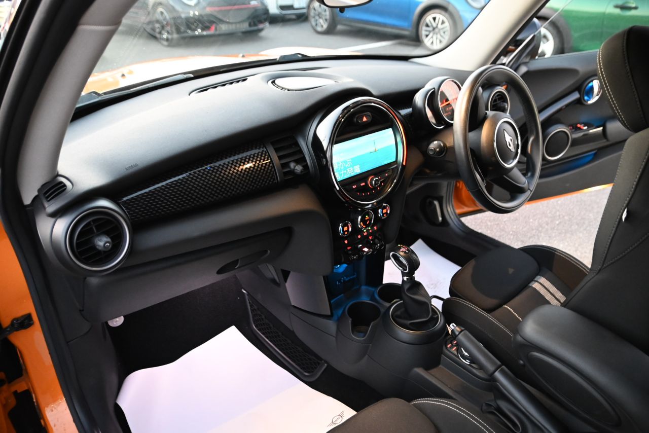 F56 MINI COOPER S