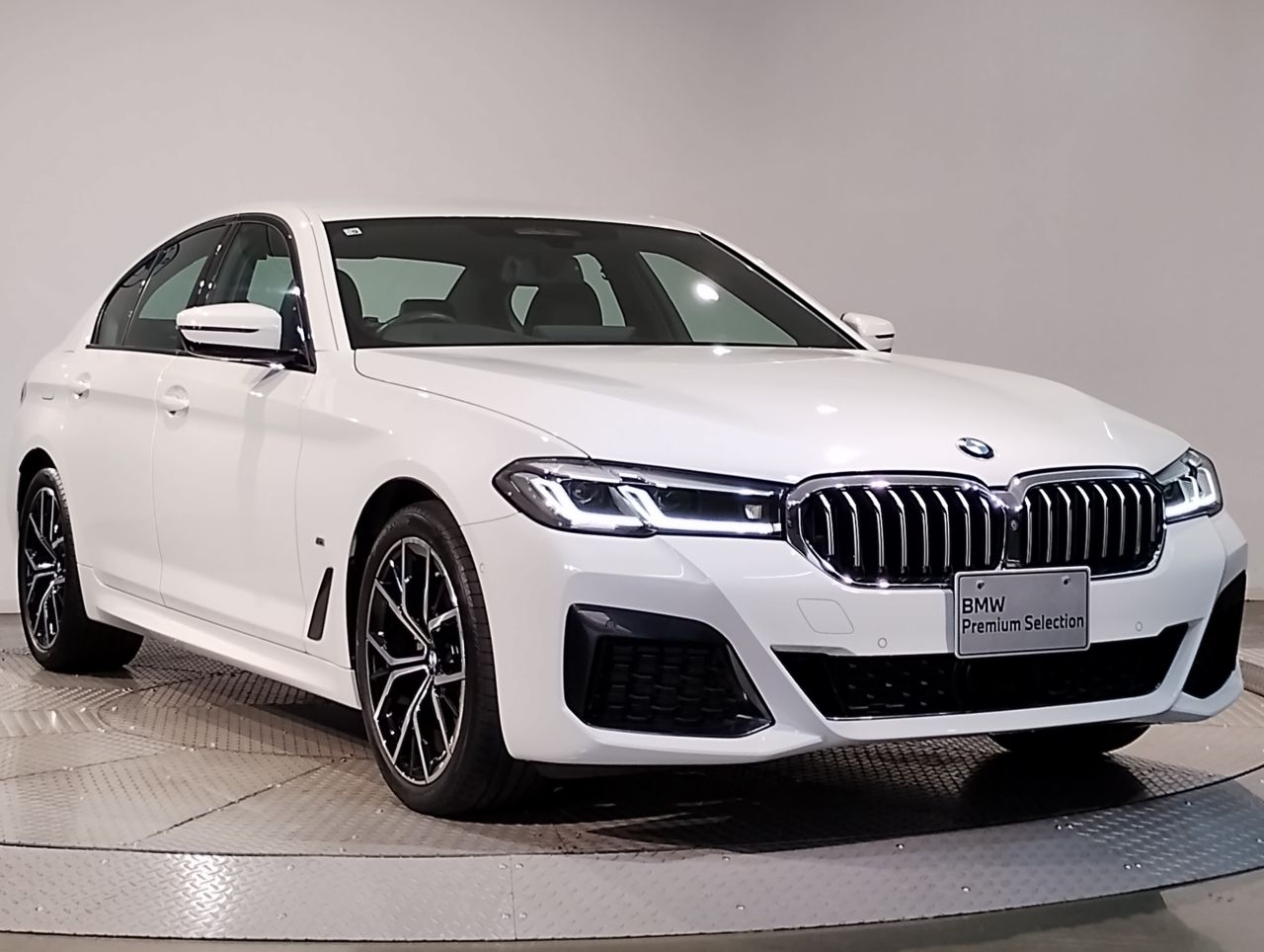 520i Sedan RHD