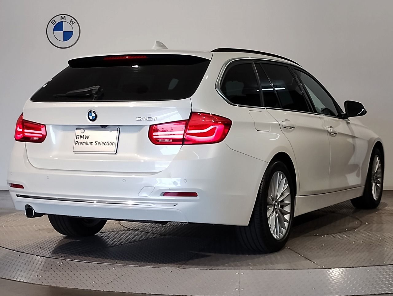 318I TOURING RHD