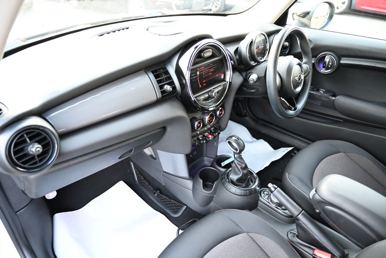F56 MINI COOPER