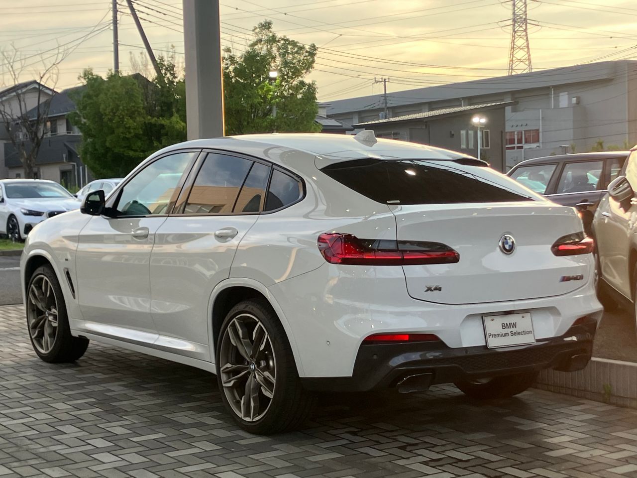 X4 M40i RHD