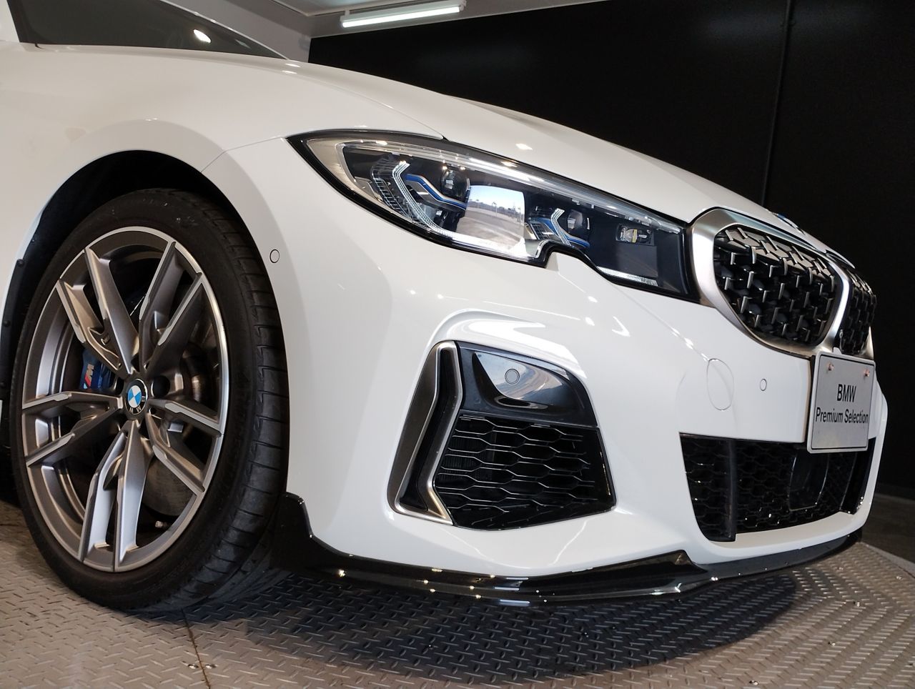 G20 M340i xDrive Saloon RHD