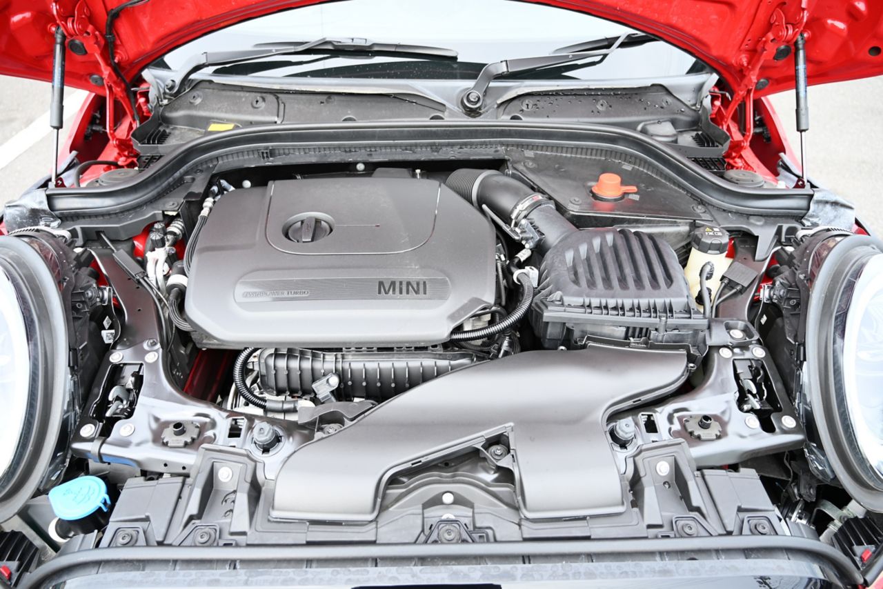 MINI Cooper F56 RHD