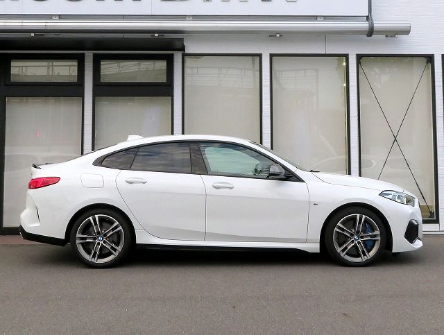 F4* **35i xDrive **** ***** B48 2.0i