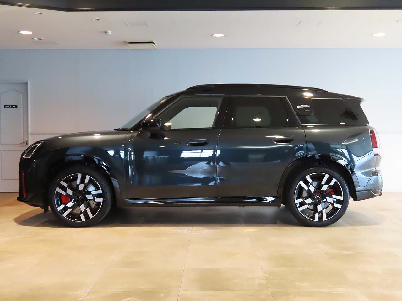 U25 MINI John Cooper Works Countryman ALL4