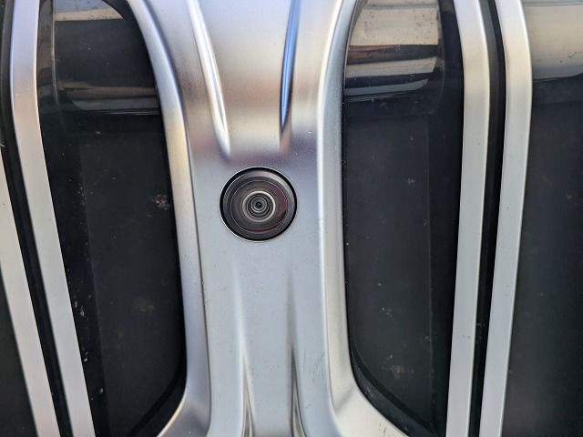 320d xDrive Berline RHD