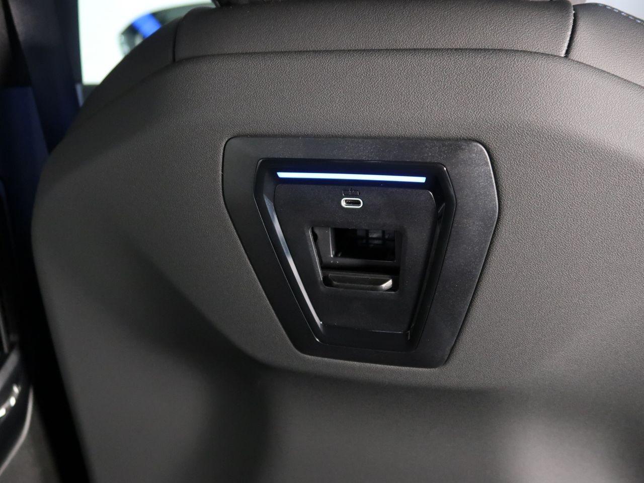 BMW i5 eDrive40 M Sport RHD