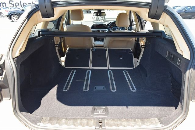 G21 320d xDrive Touring RHD
