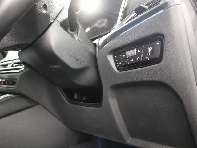 G26 i4 eDrive40 RHD