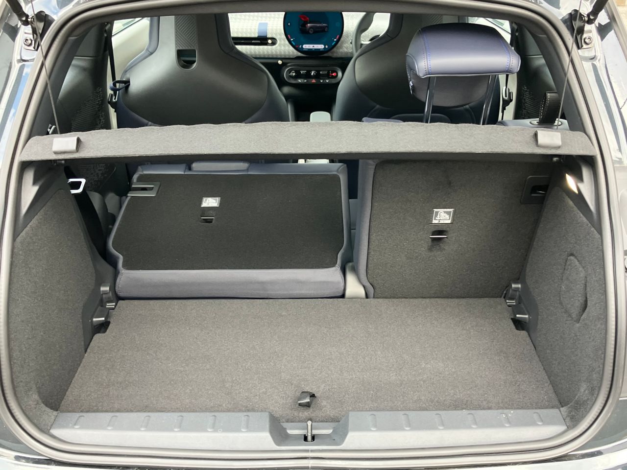 J01 MINI Cooper SE