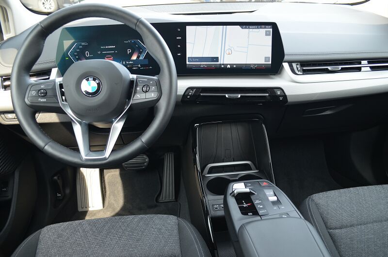 BMW 216