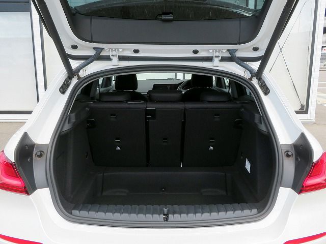 F40 118d Sports Hatch 5-door B47 2.0d