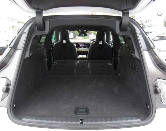 i20 iX xDrive50