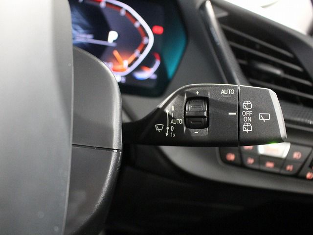 118i RHD