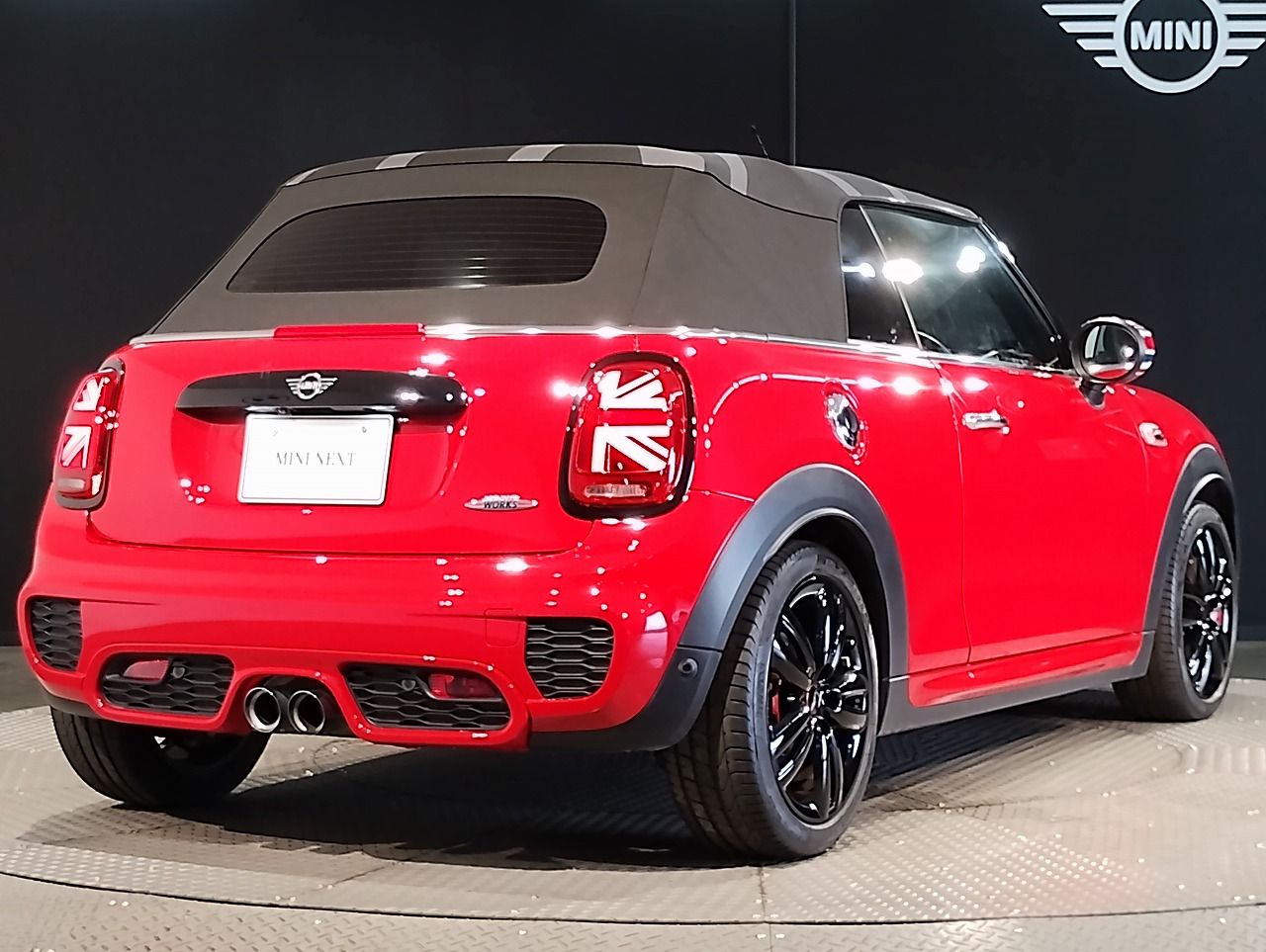 F57 MINI John Cooper Works Convertible LCI
