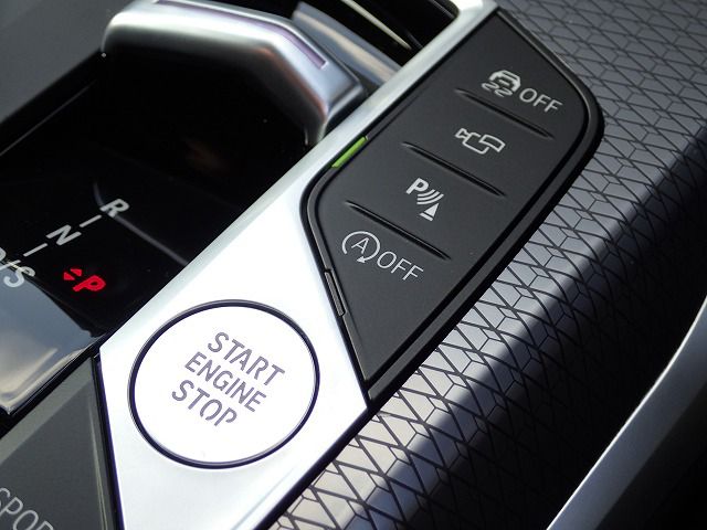 G20 320i Saloon LCI RHD MX