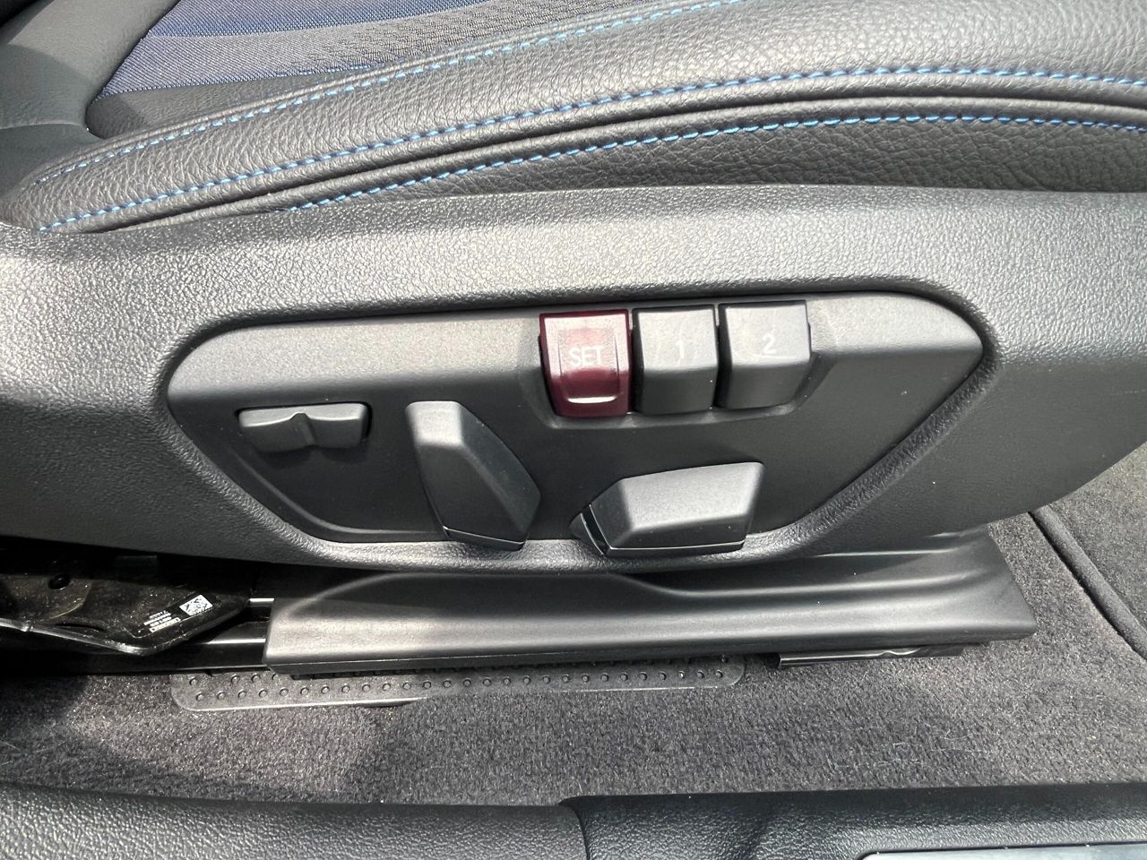 F40 118d Sports Hatch 5-door B47 2.0d