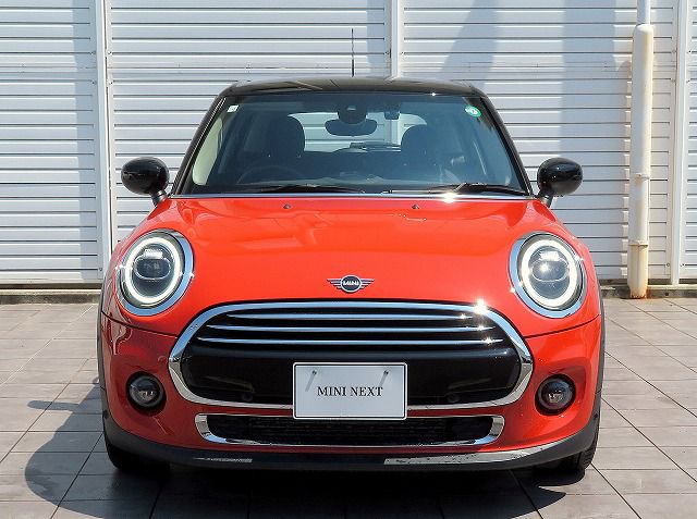 F55 COOPER D (AT)