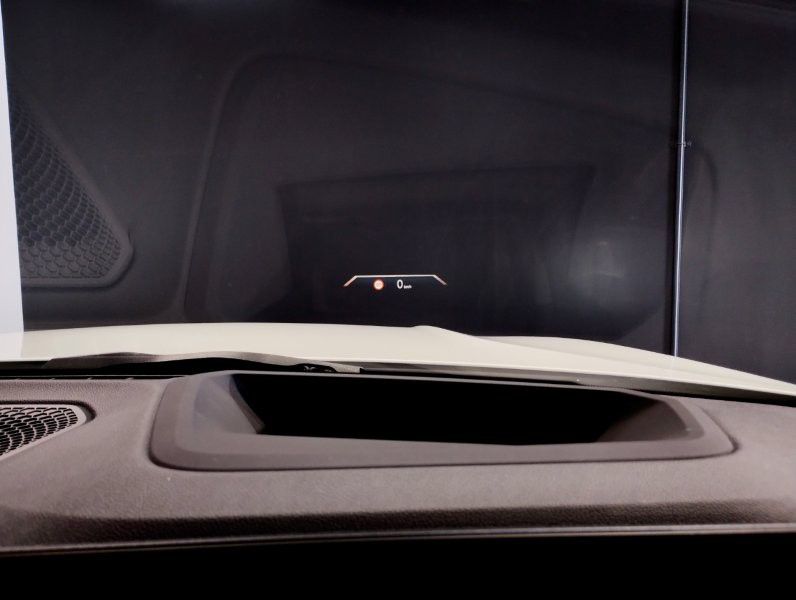 320d xDrive Berline RHD