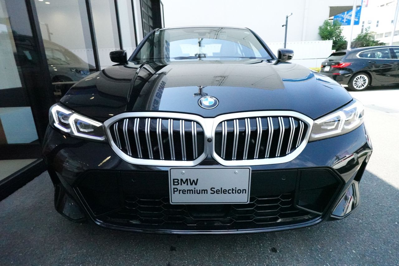 320d xDrive Berline RHD