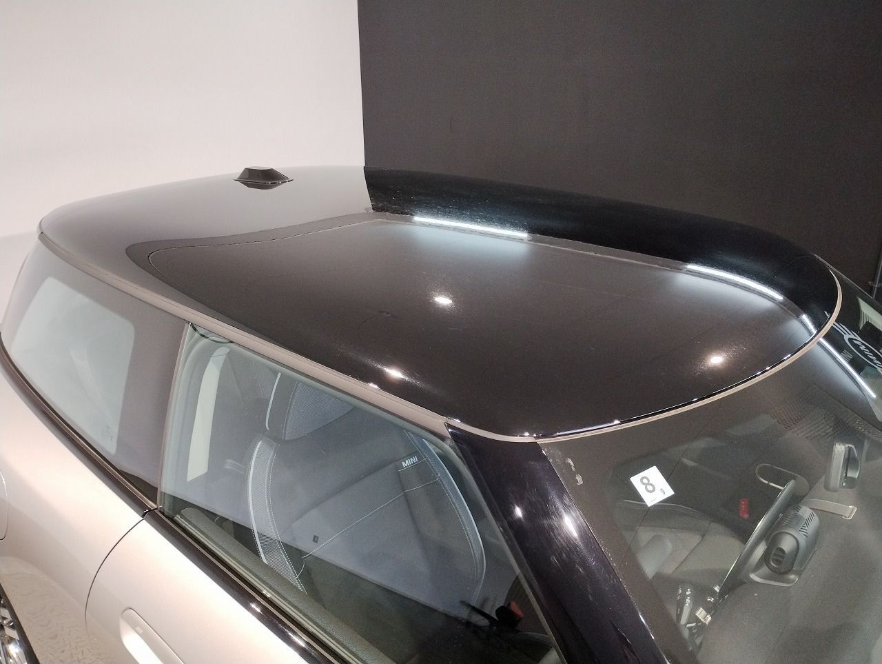 J01 MINI Cooper E