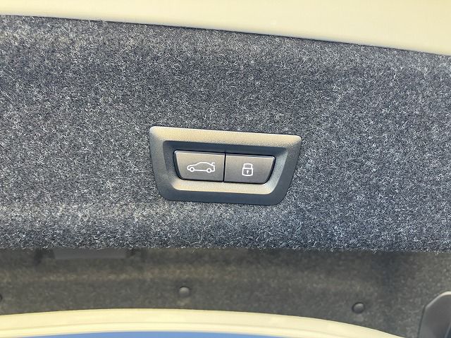 G20 320i Saloon LCI RHD MX