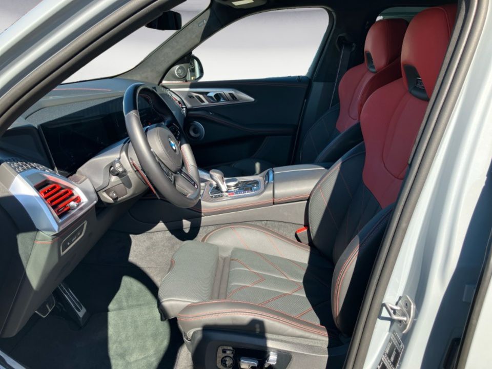 BMW XM