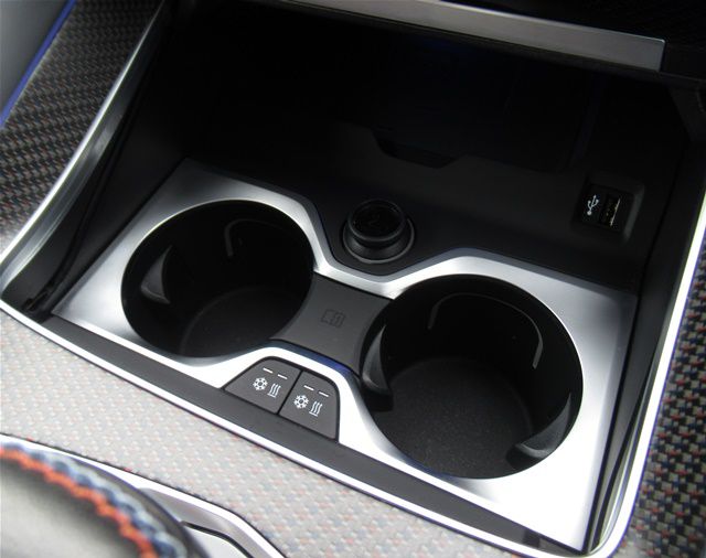 XM Label RHD