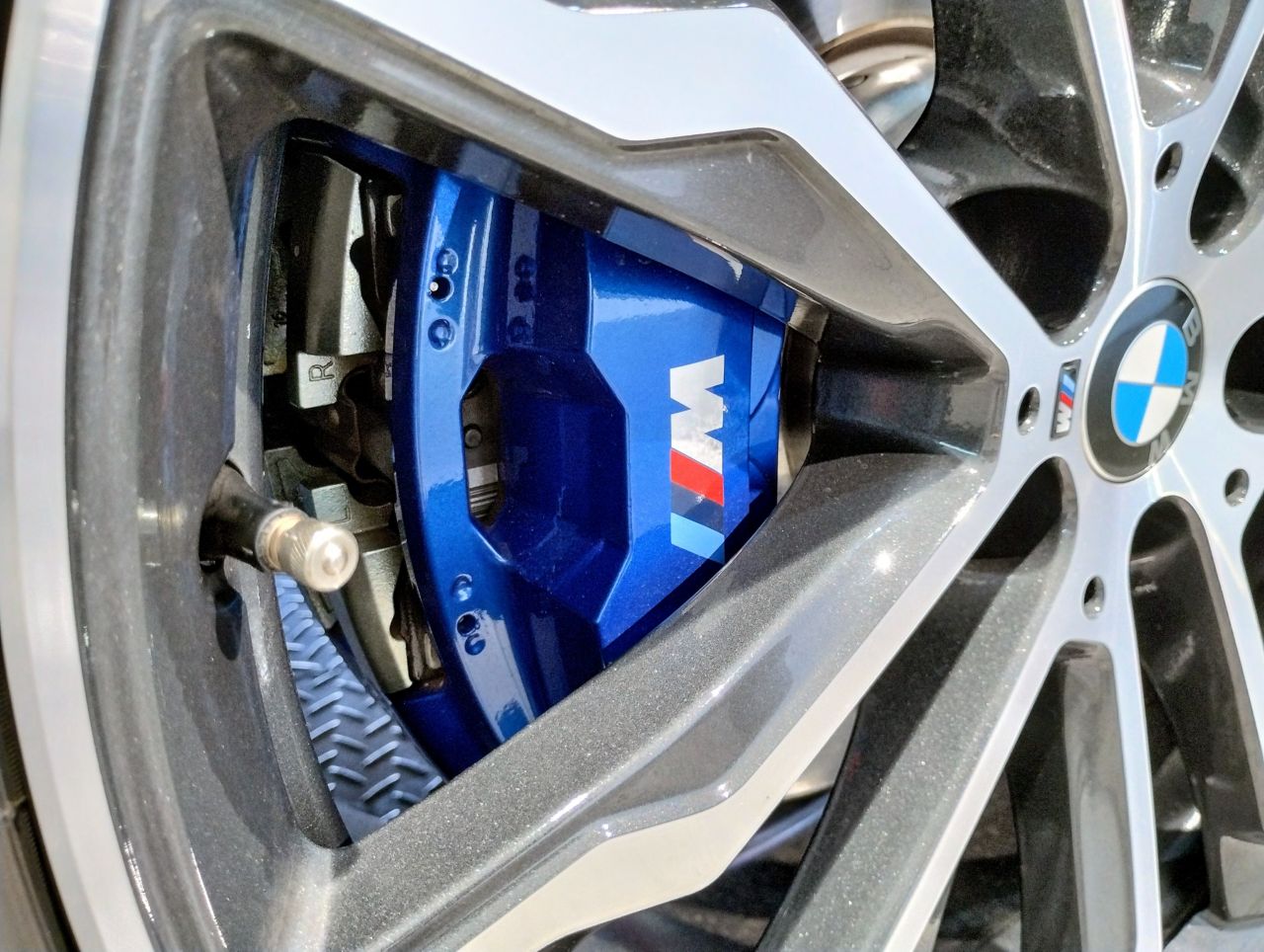 G01 X3 M40i RHD LCI ZA