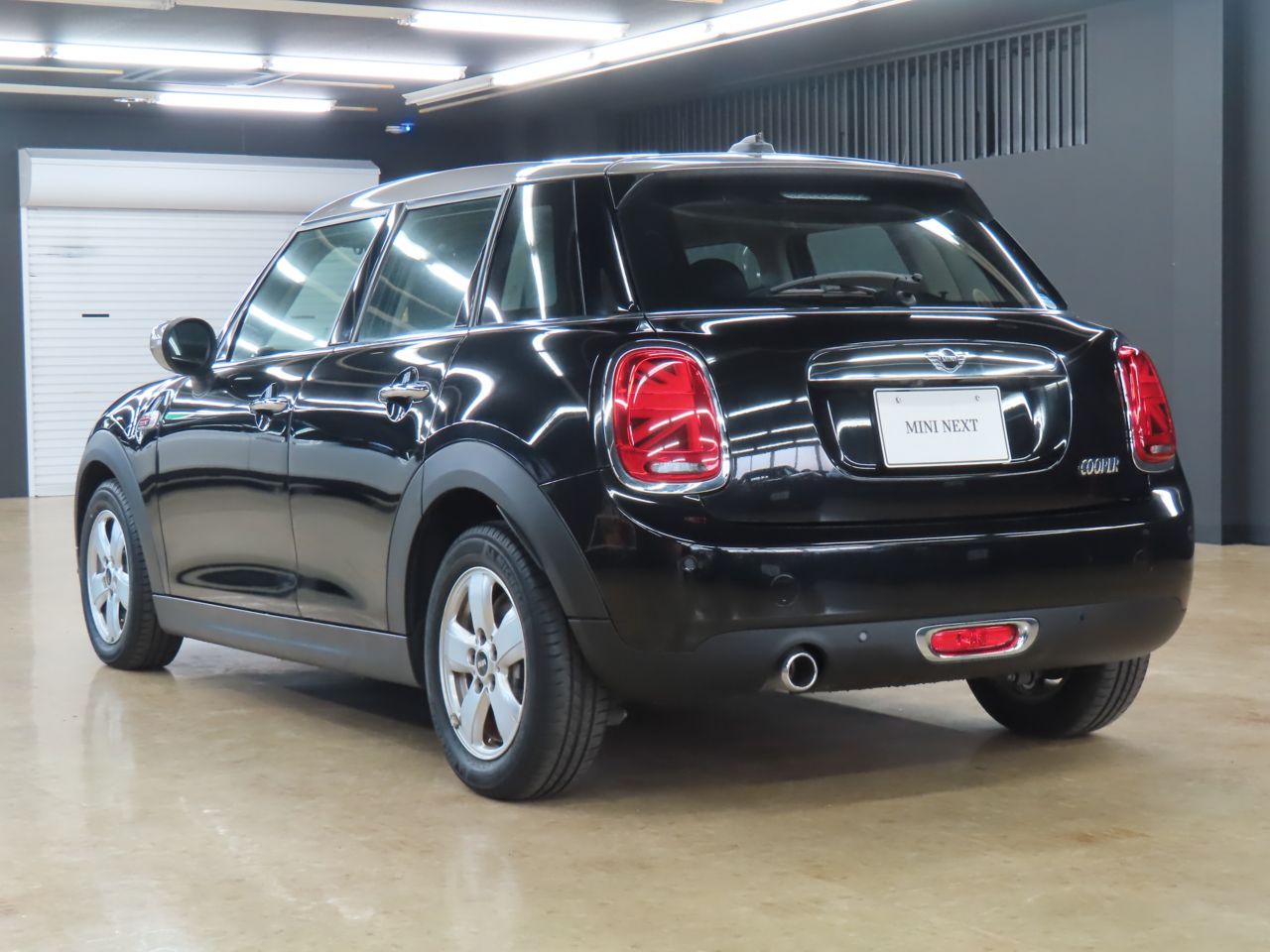 F55 MINI Cooper 5-Door Hatch LCI