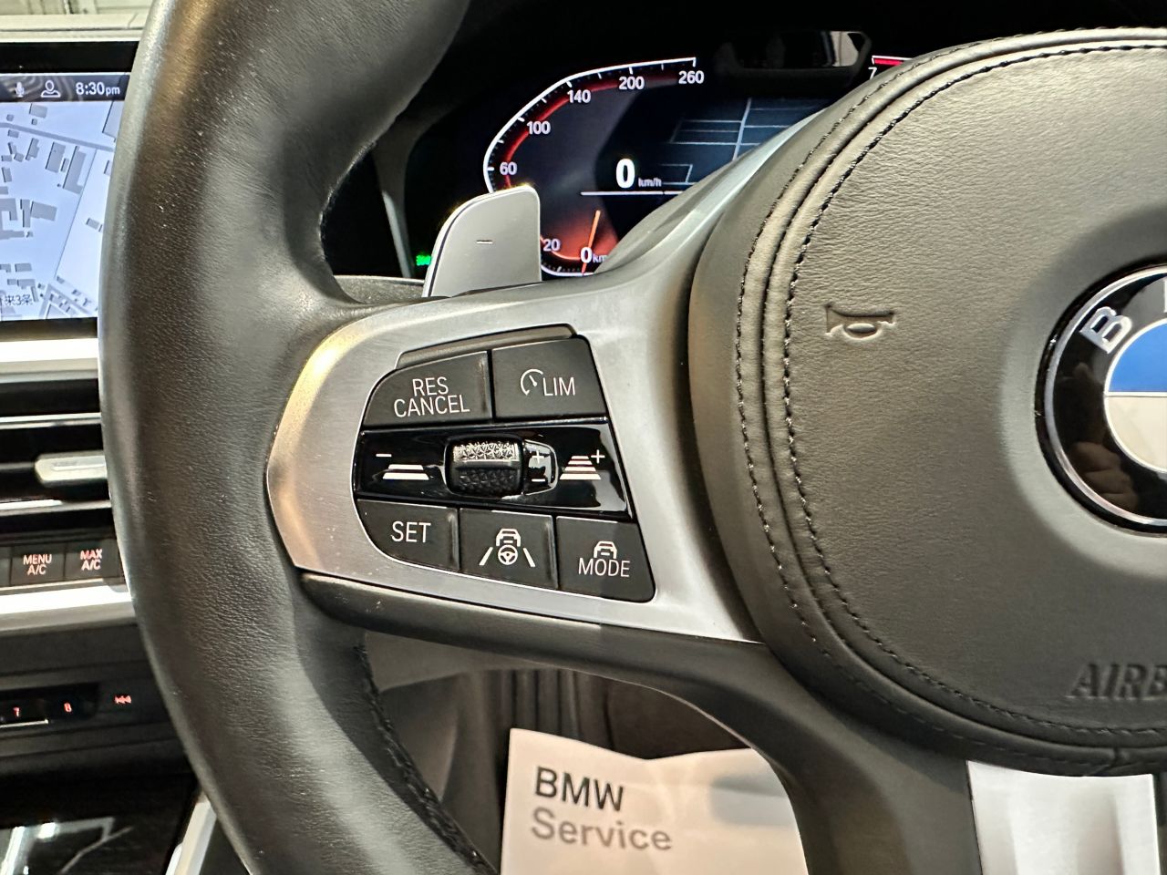 320i Sedan RHD