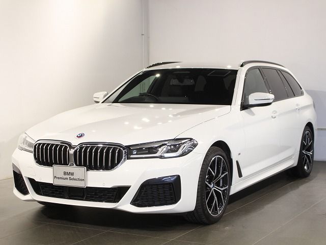 520d xDrive Touring RHD