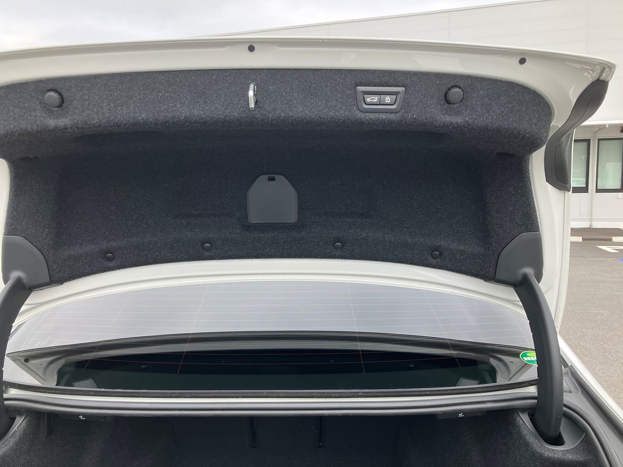 520d xDrive Sedan RHD