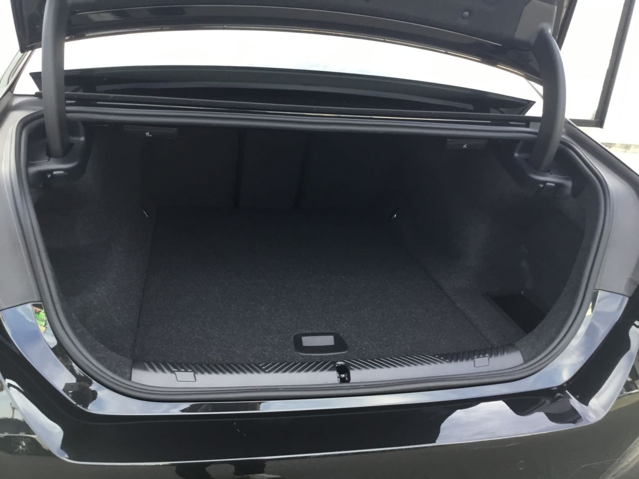 BMW i5 eDrive40 Sedan RHD