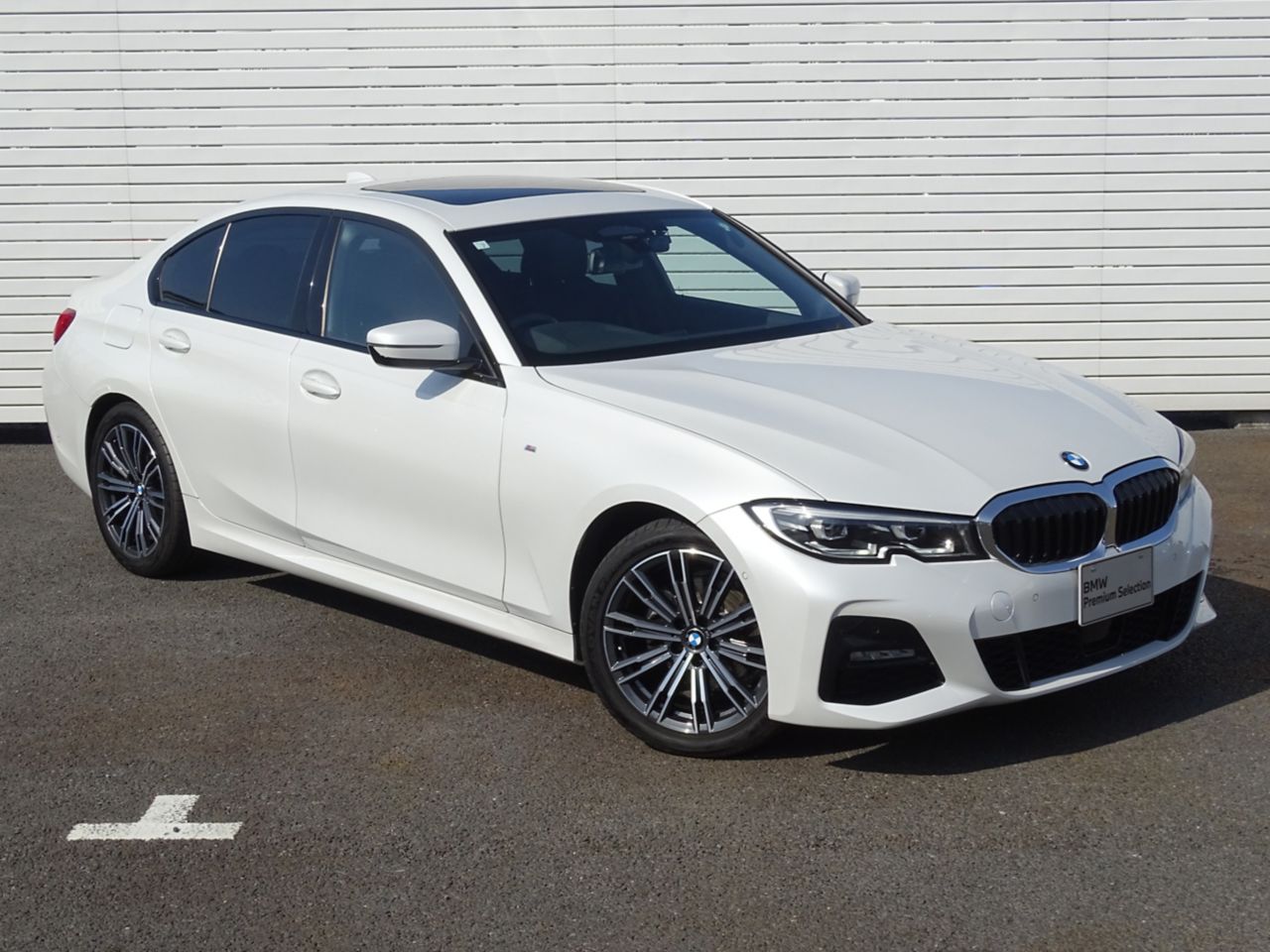 G20 320d xDrive RHD Saloon