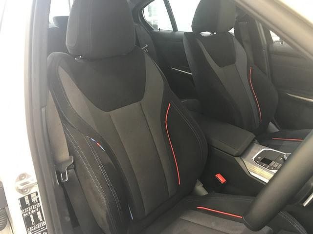 320d xDrive Berline RHD