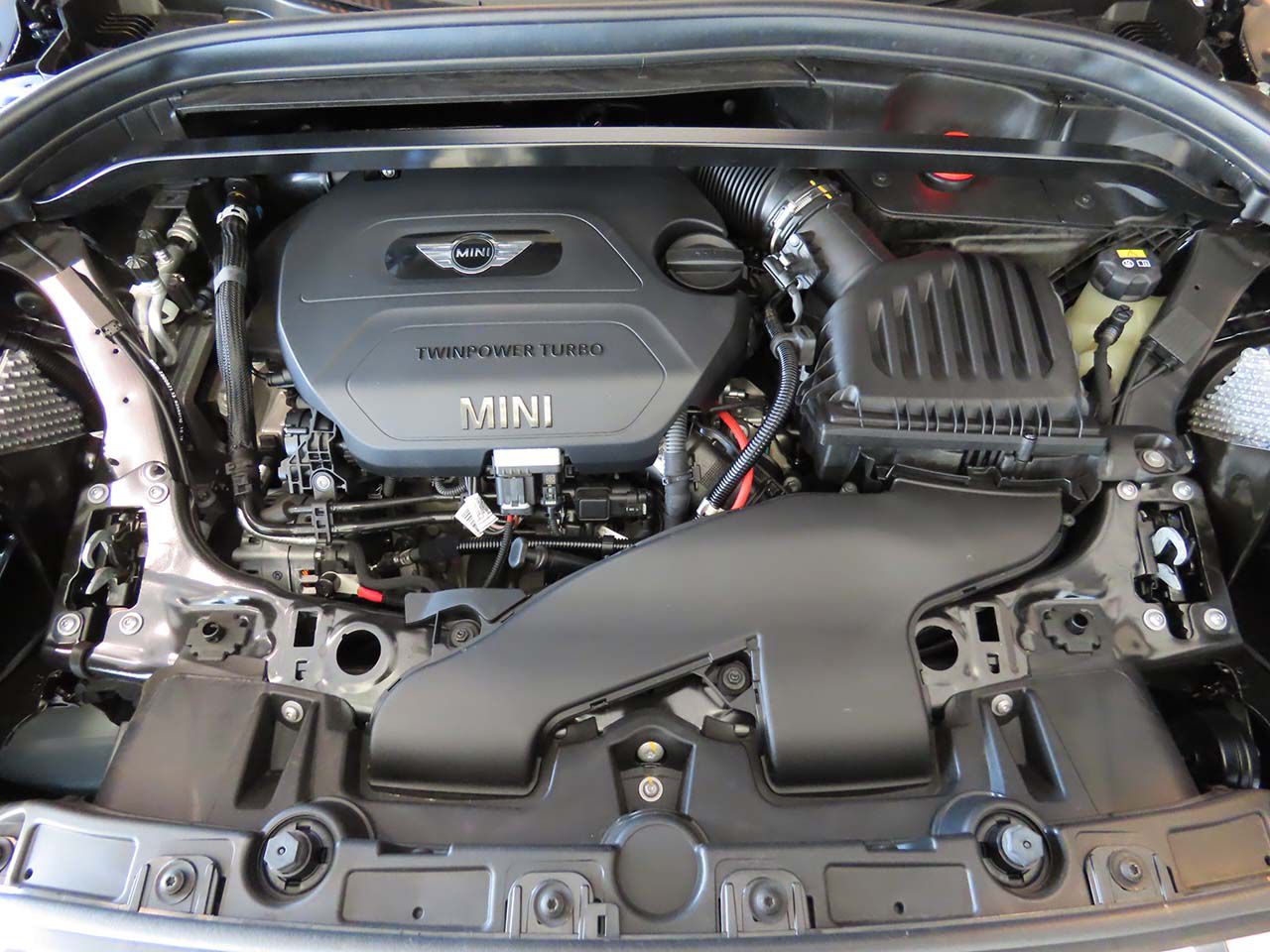 MINI CROSSOVER COOPER D