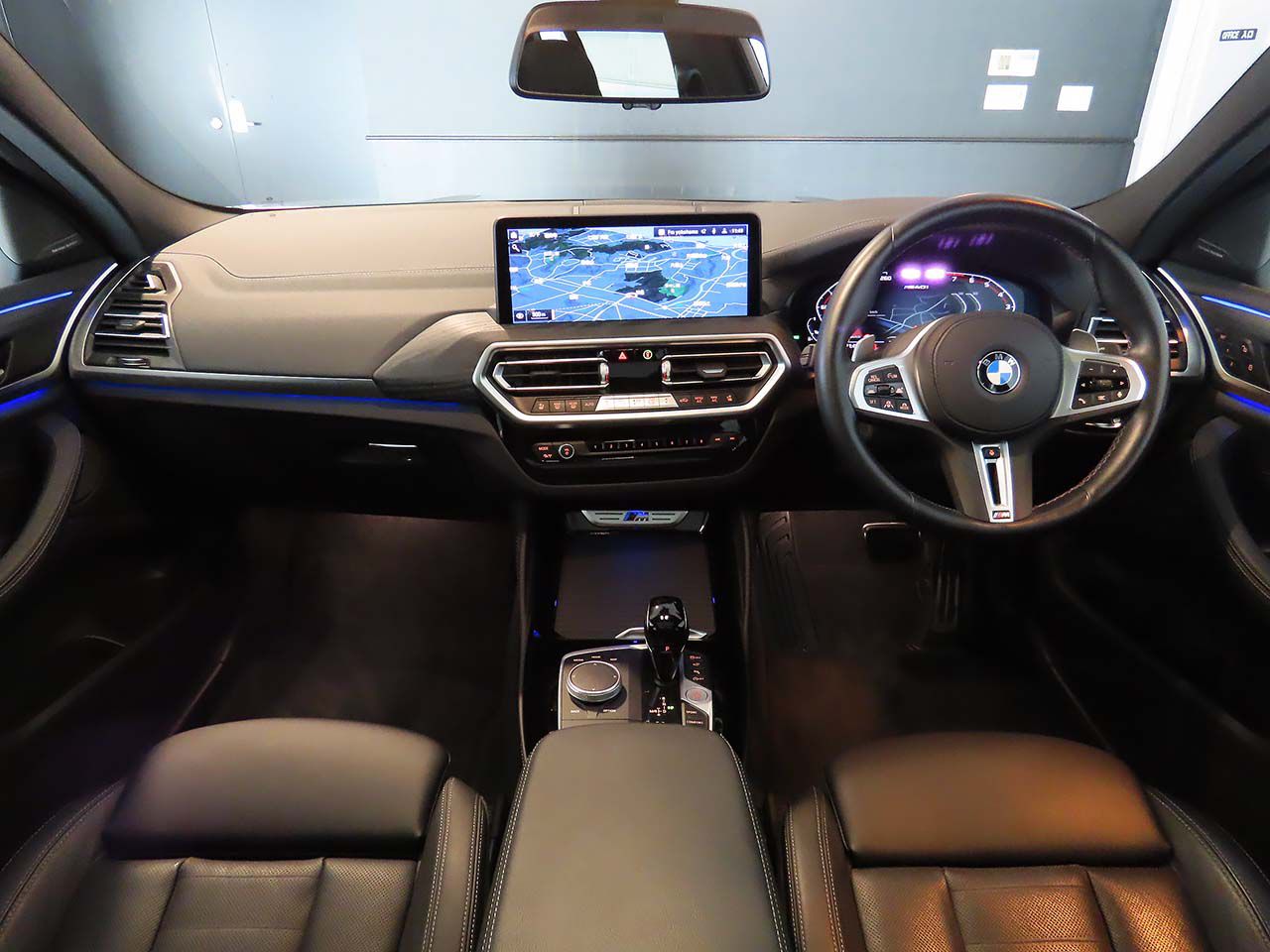 G02 X4 M40i RHD LCI